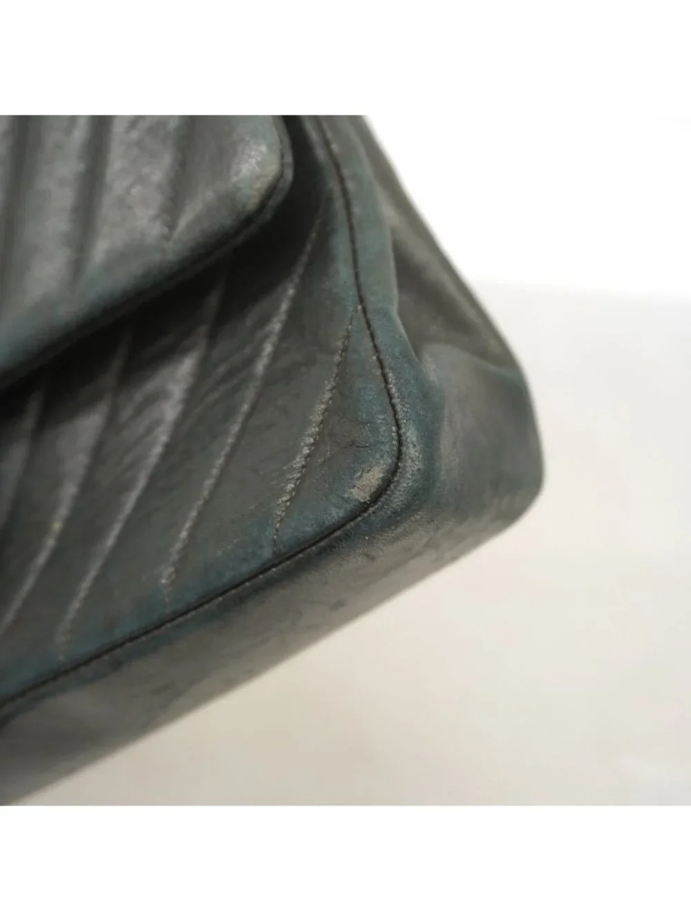 Chanel Shoulder Bag V-stitch Lambskin Black Gold